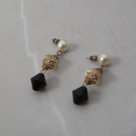 Vintage Black and White Drop Earrings - Picture 1 of 3